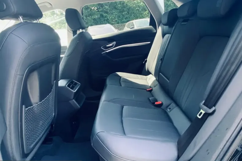 Audi e-tron din 2023 cu 19.500 km - oferta AUD224255 - foto 12