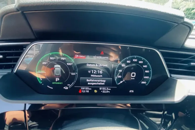 Audi e-tron din 2023 cu 19.500 km - oferta AUD224255 - foto 23