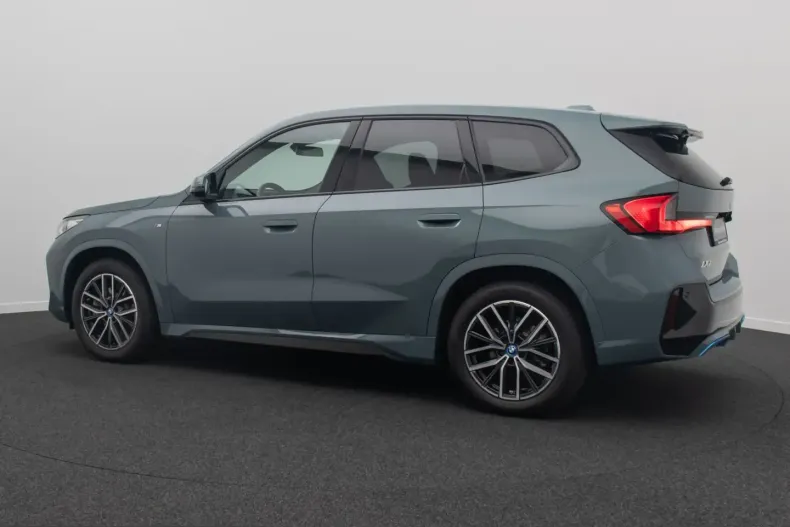 BMW iX1 (Seria X) din 2023 cu 10.321 km - oferta BMW224256 - foto 9