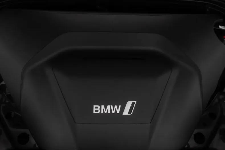 BMW iX1 (Seria X) din 2023 cu 10.321 km - oferta BMW224256 - foto 21