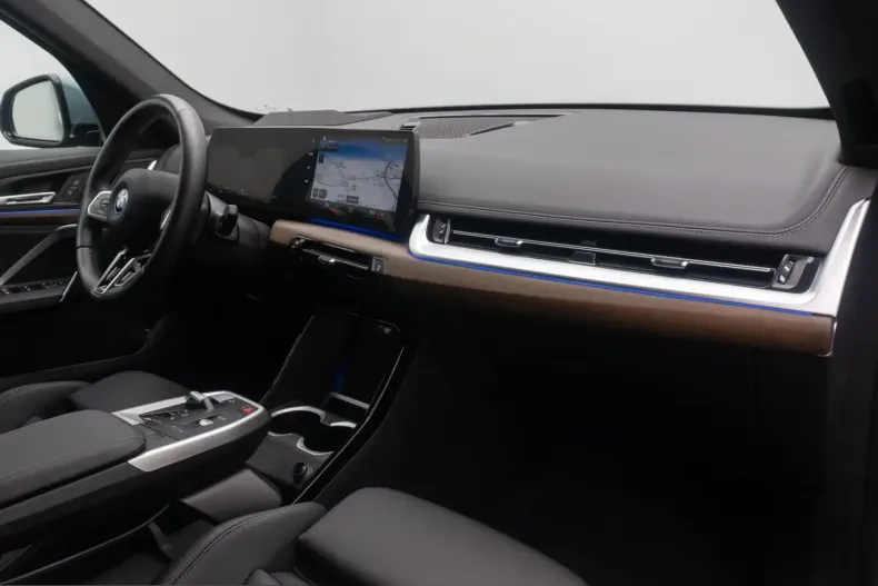 BMW iX1 (Seria X) din 2023 cu 10.321 km - oferta BMW224256 - foto 24