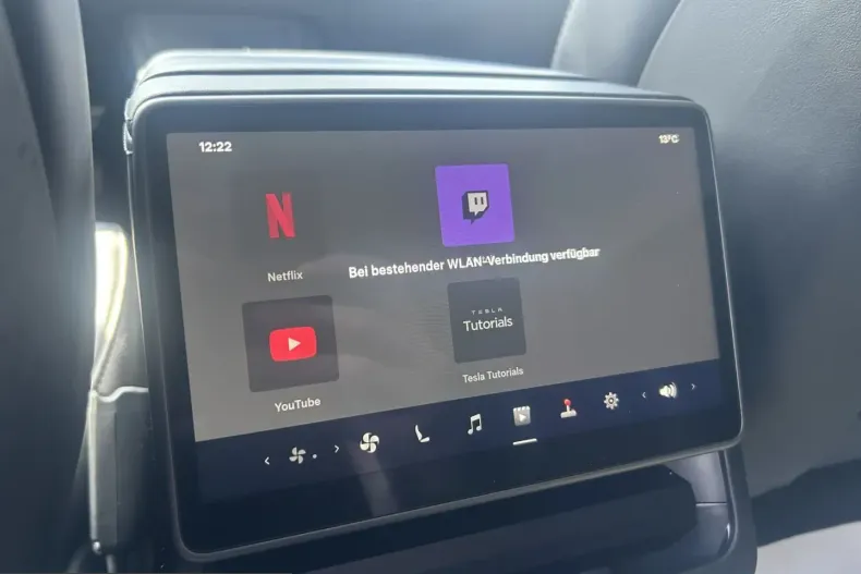 Tesla Model 3 din 2024 cu 28.310 km - oferta TES224257 - foto 7