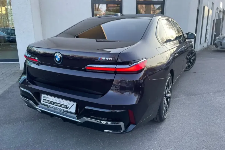 BMW i7 (Seria 7) din 2025 cu 16.969 km - oferta BMW224258 - foto 4