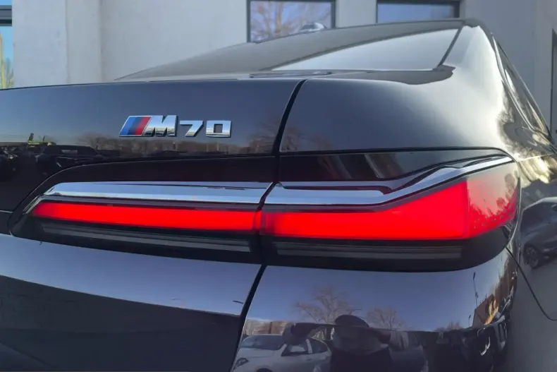 BMW i7 (Seria 7) din 2025 cu 16.969 km - oferta BMW224258 - foto 34