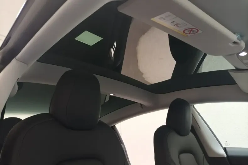 Tesla Model 3 din 2022 cu 29.934 km - oferta TES224259 - foto 14