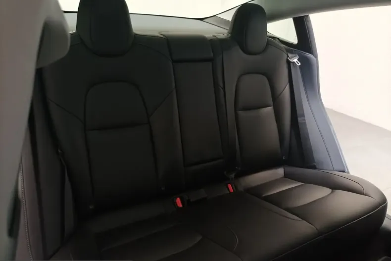 Tesla Model 3 din 2022 cu 29.934 km - oferta TES224259 - foto 15