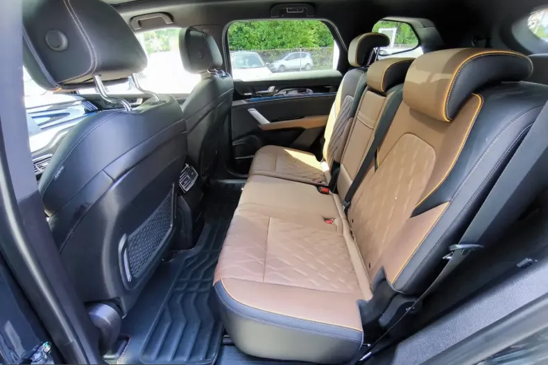 BYD Tang din 2023 cu 35.528 km - oferta BYD224260 - foto 9