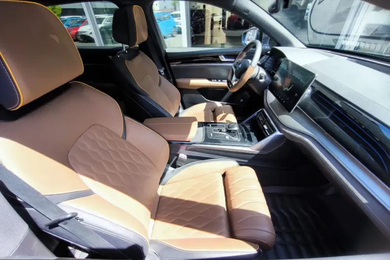 BYD Tang din 2023 cu 35.528 km - oferta BYD224260 - foto 11