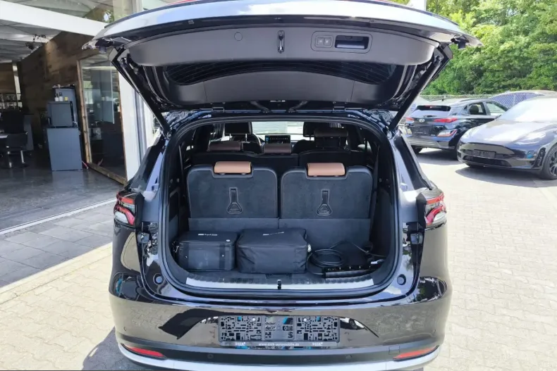 BYD Tang din 2023 cu 35.528 km - oferta BYD224260 - foto 22