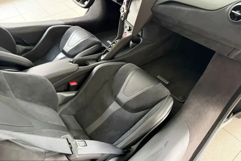 McLaren 720S din 2024 cu 3.333 km - oferta MCL224266 - foto 17
