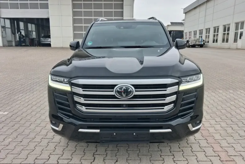 Toyota Land Cruiser din 2023 cu 20.111 km - oferta TOY224267 - foto 2
