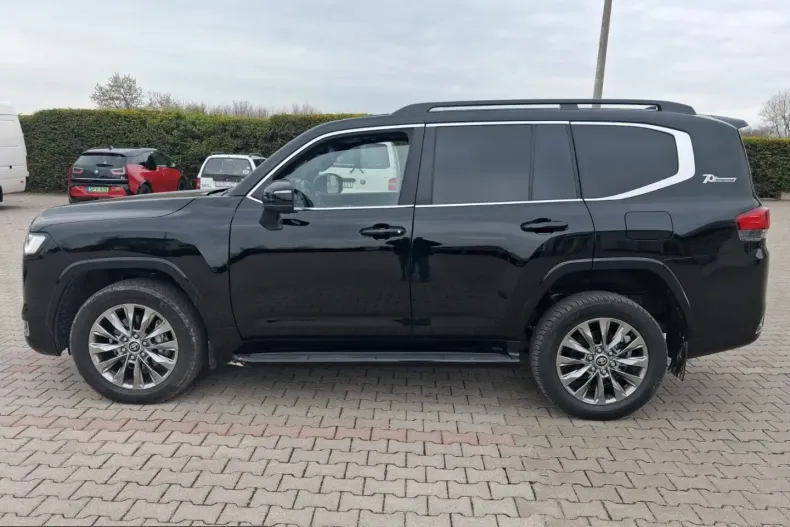 Toyota Land Cruiser din 2023 cu 20.111 km - oferta TOY224267 - foto 8