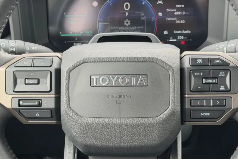 Toyota Land Cruiser din 2025 cu 21.780 km - oferta TOY224268 - foto 14