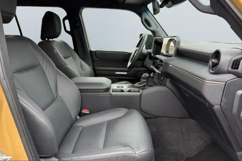 Toyota Land Cruiser din 2025 cu 21.780 km - oferta TOY224268 - foto 21