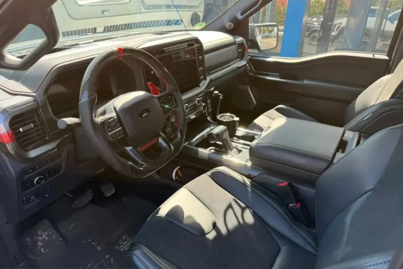 Ford F 150 din 2024 cu 4.000 km - oferta FOR224270 - foto 9