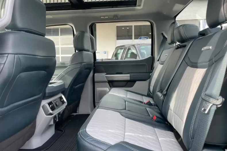 Ford F 150 din 2023 cu 9.100 km - oferta FOR224273 - foto 15