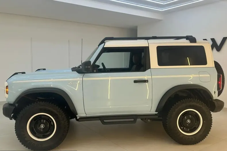 Ford Bronco din 2024 cu 3.500 km - oferta FOR224276 - foto 3