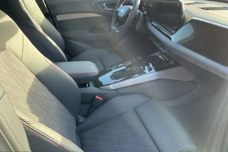 Audi A5 din 2025 cu 23.740 km - oferta AUD224279 - foto 13