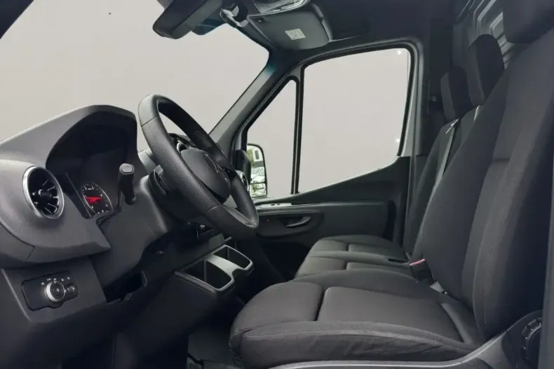 Mercedes-Benz Sprinter din 2025 cu 49.702 km - oferta MER224290 - foto 9