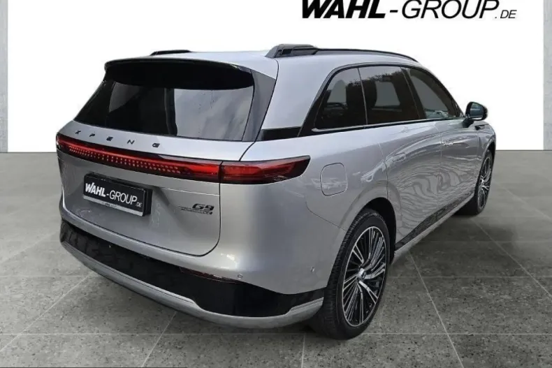 XPENG G9 din 2025 cu 15.800 km - oferta XPE224295 - foto 5