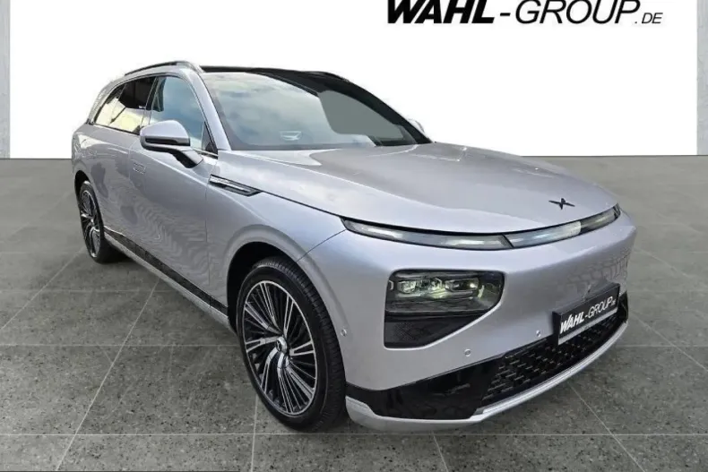 XPENG G9 din 2025 cu 15.800 km - oferta XPE224295 - foto 7