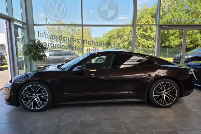 Porsche Taycan din 2021 cu 55.200 km - oferta POR224301 - foto 2