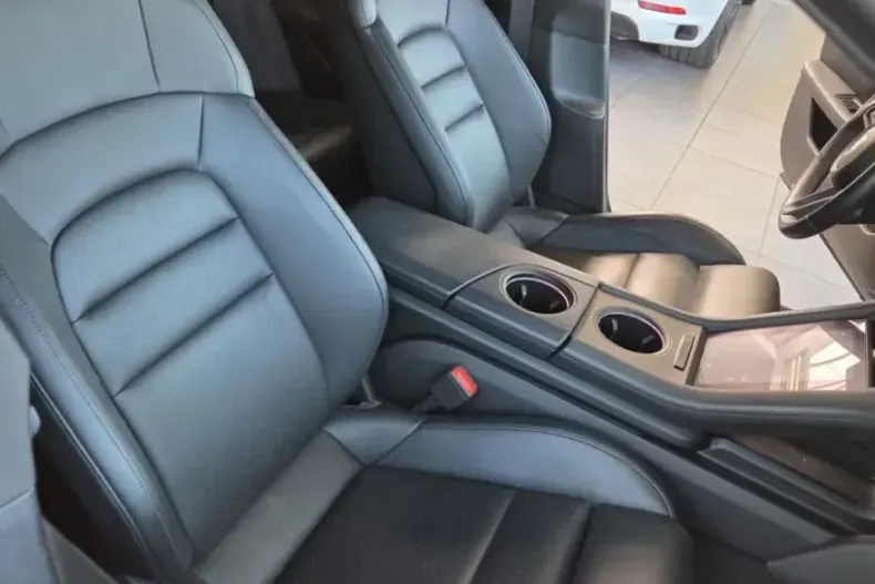 Porsche Taycan din 2021 cu 55.200 km - oferta POR224301 - foto 11