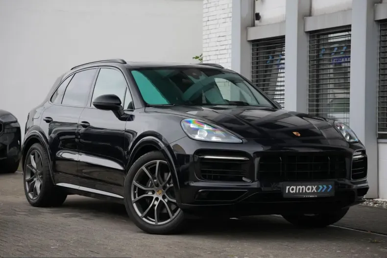 Porsche Cayenne din 2021 cu 68.500 km - oferta POR224302 - foto 1