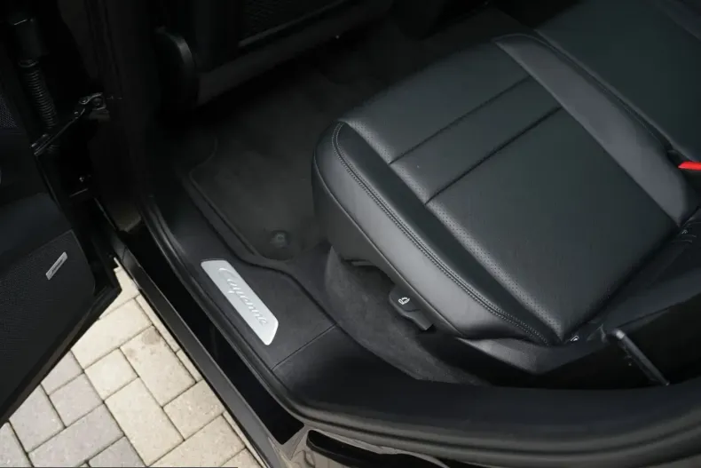 Porsche Cayenne din 2021 cu 68.500 km - oferta POR224302 - foto 39