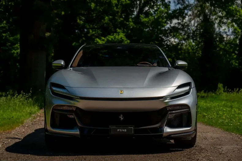 Ferrari Purosangue din 2024 cu 2.527 km - oferta FER224304 - foto 3