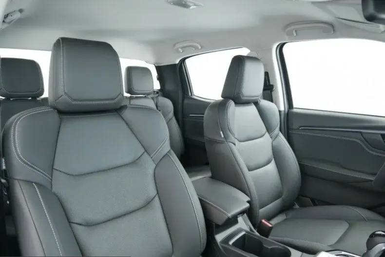 Isuzu D-Max din 2024 cu 47.490 km - oferta ISU224315 - foto 8
