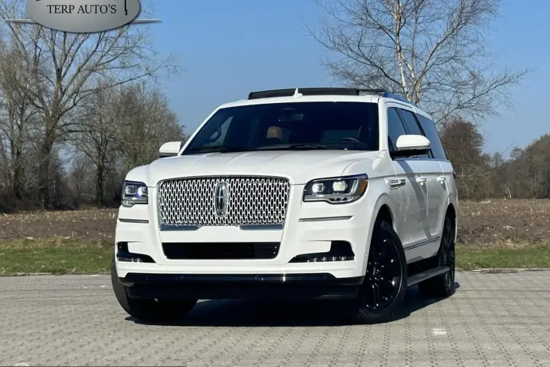 Lincoln Navigator din 2024 cu 1.321 km - oferta LIN224316 - foto 1