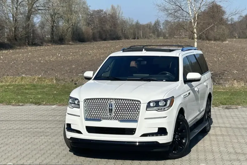 Lincoln Navigator din 2024 cu 1.321 km - oferta LIN224316 - foto 14