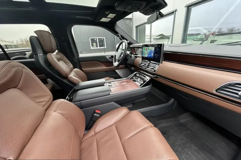 Lincoln Navigator din 2024 cu 1.321 km - oferta LIN224316 - foto 16