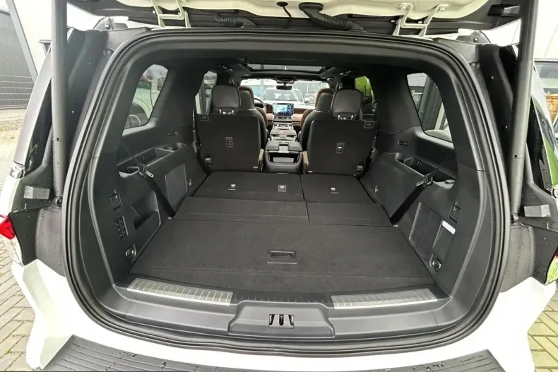 Lincoln Navigator din 2024 cu 1.321 km - oferta LIN224316 - foto 31