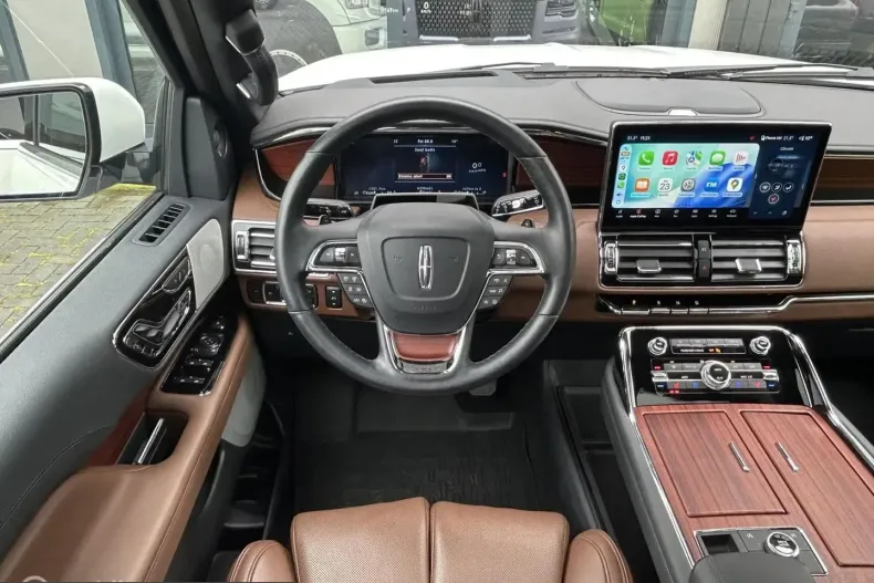 Lincoln Navigator din 2024 cu 1.321 km - oferta LIN224316 - foto 34