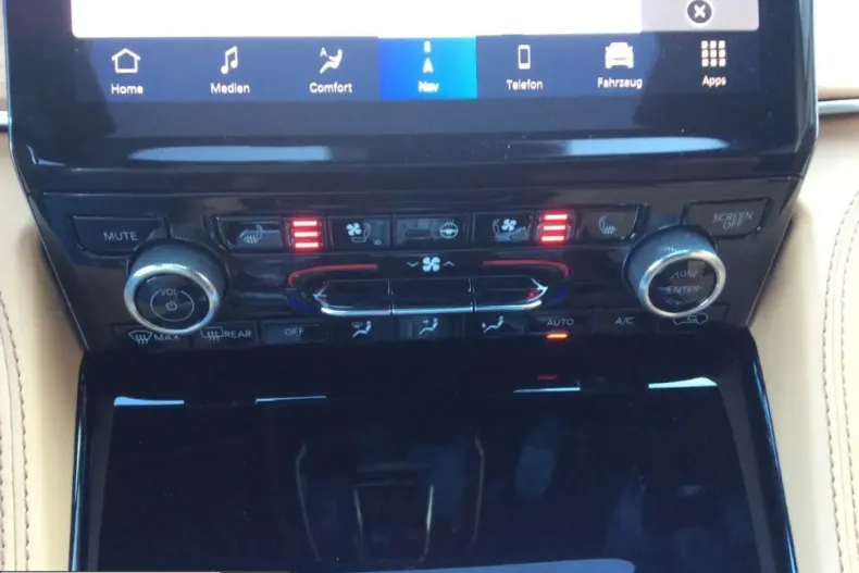 Jeep Grand Cherokee din 2023 cu 14.250 km - oferta JEE224317 - foto 9