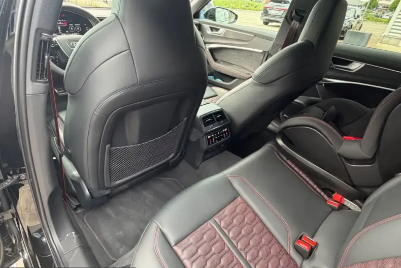 Audi RS6 din 2024 cu 11.700 km - oferta AUD224323 - foto 9