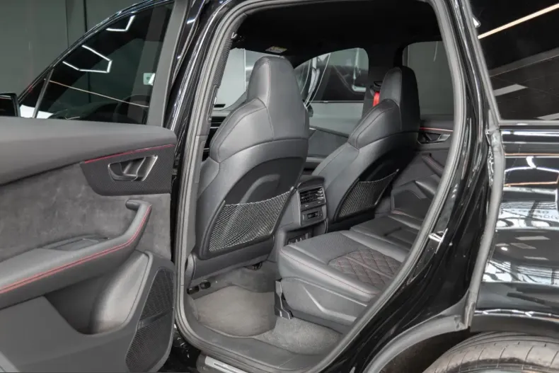 Audi Q7 din 2024 cu 44.900 km - oferta AUD224325 - foto 7