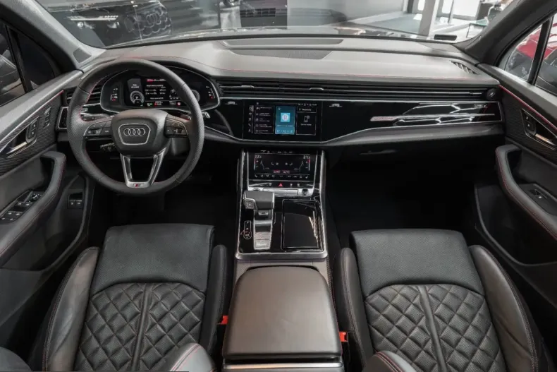 Audi Q7 din 2024 cu 44.900 km - oferta AUD224325 - foto 9