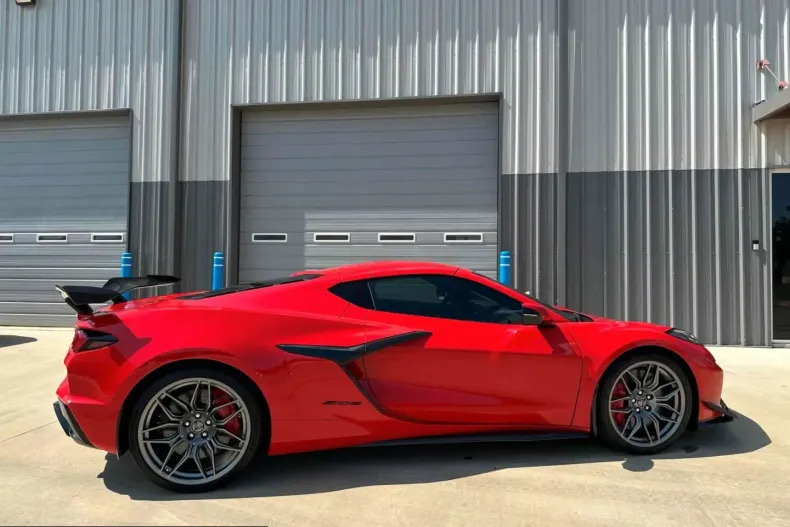 Corvette C8 din 2025 cu 2.594 km - oferta COR224332 - foto 2