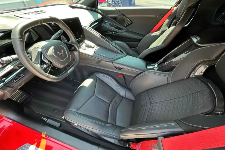 Corvette C8 din 2025 cu 2.594 km - oferta COR224332 - foto 8