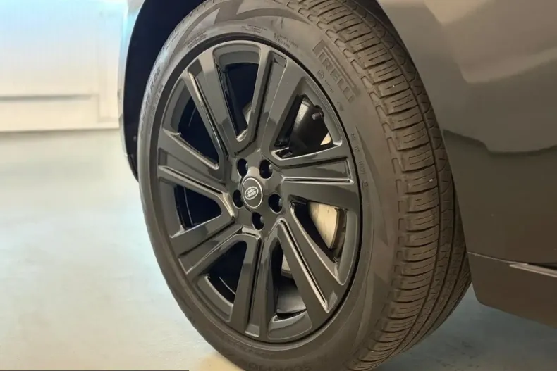 Land Rover Range Rover din 2023 cu 36.000 km - oferta LAN224336 - foto 5