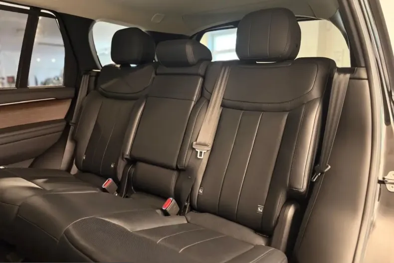 Land Rover Range Rover din 2023 cu 36.000 km - oferta LAN224336 - foto 10
