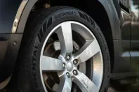 Land Rover Defender din 2023 cu 30.000 km - oferta LAN224338 - foto 3