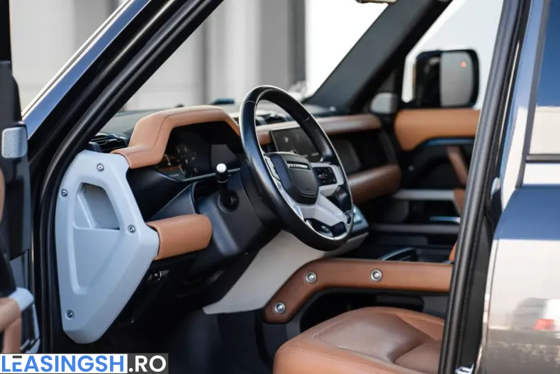 Land Rover Defender din 2023 cu 30.000 km - oferta LAN224338 - foto 6