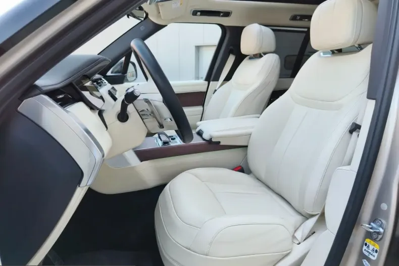 Land Rover Range Rover din 2023 cu 36.000 km - oferta LAN224339 - foto 7