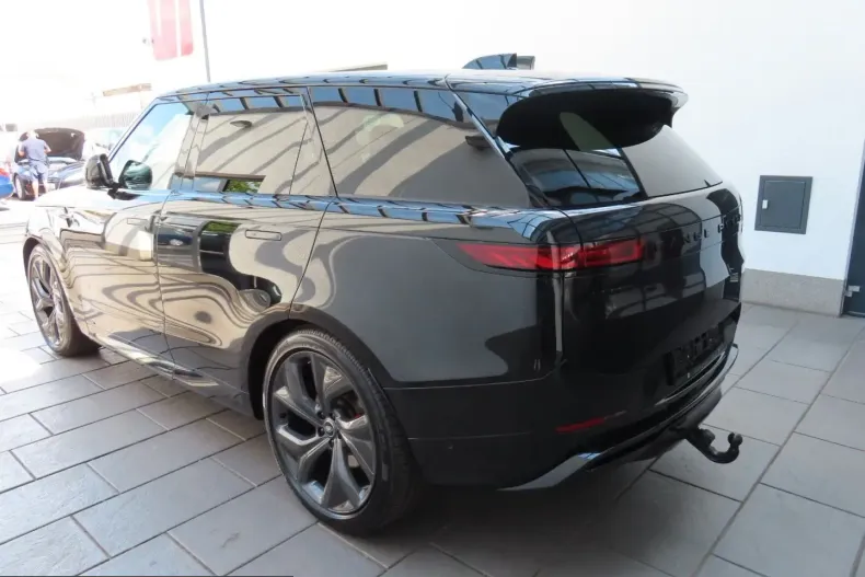 Land Rover Range Rover Sport din 2025 cu 11.000 km - oferta LAN224340 - foto 6