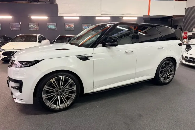 Land Rover Range Rover Sport din 2025 cu 3.000 km - oferta LAN224344 - foto 3