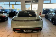 Porsche Taycan din 2025 cu 6.478 km - oferta POR224355 - foto 4
